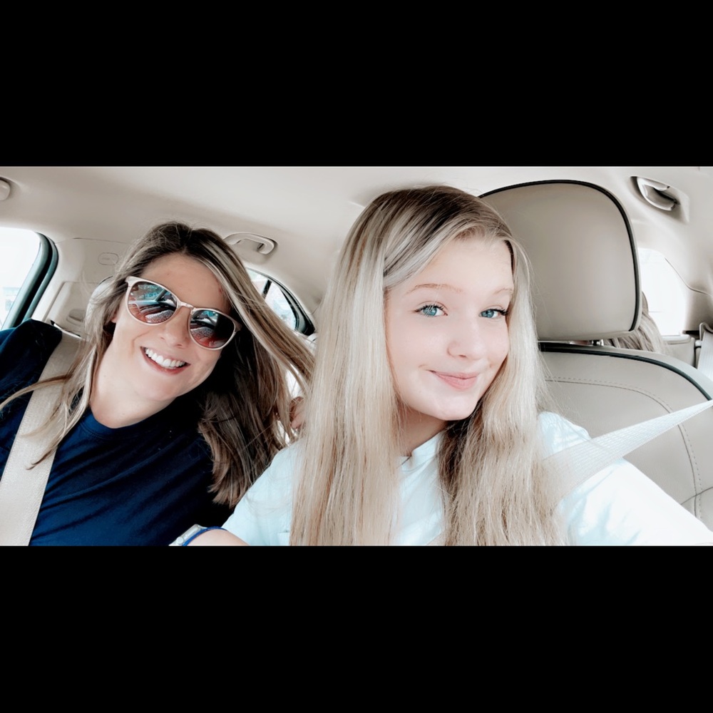 Meet your Posher, Livvie